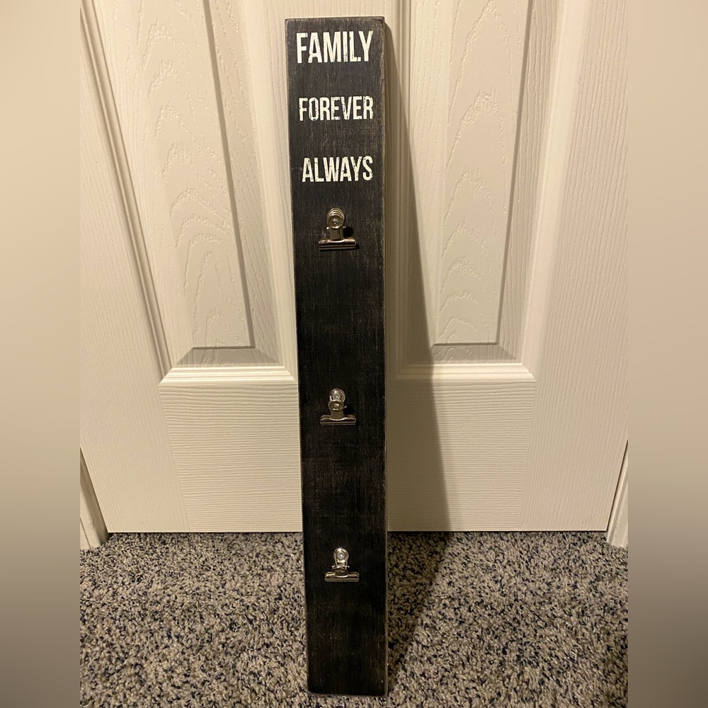 Photo hanger wall decor